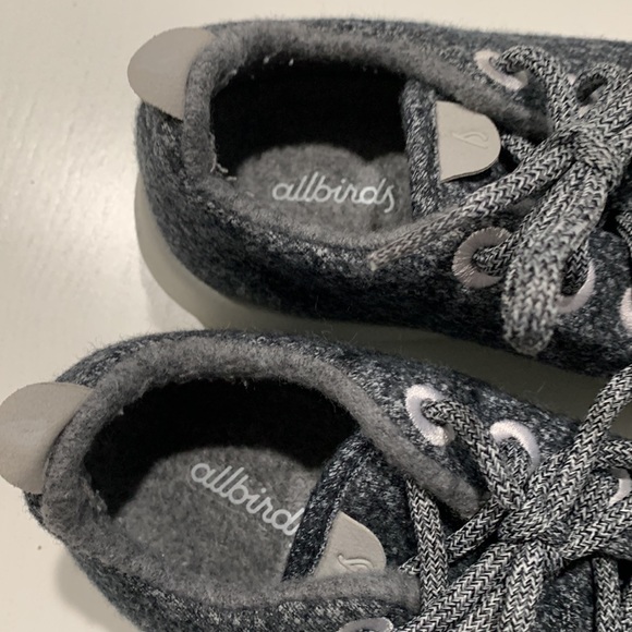Good Condition | Allbirds Wool Runner | Women’s Size 7 | Heather Grey / Grey - Picture 6 of 7